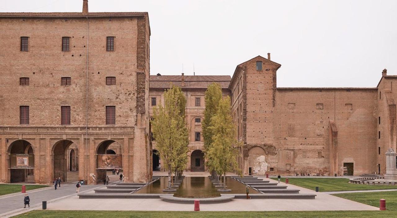 Le Colonne 16 30 Parma Exterior foto